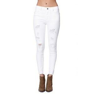 Distressed white jeans size zero Bullhead AS IS